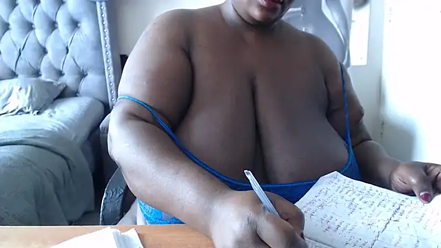 Živý XXX chat BIG_BOOBS_ASS_QEEN