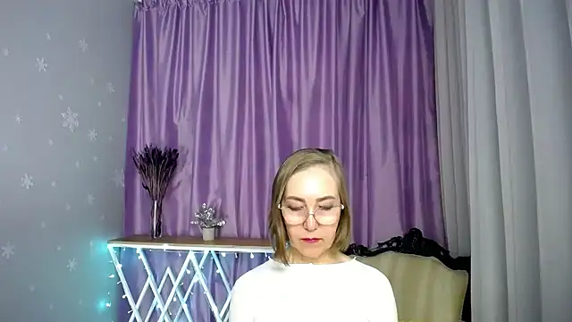 โชว์เว็บแคมของ queen_a_n_i