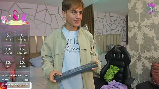 EVAN_TAYのウェブカメラショー