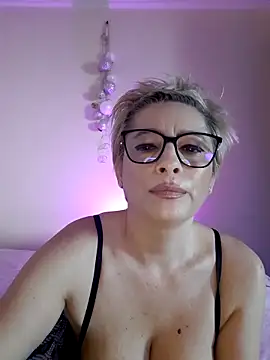 LunaBlaise Chat XXX live