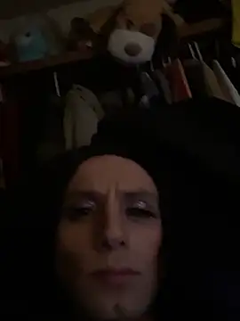 XXX chat uživo modela AlexAndriaStrips