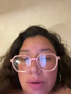 Chat XXX ao vivo de Vivi_Kvsh