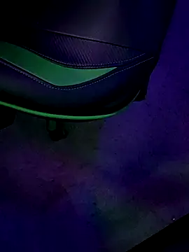 chronic_vibez's Webcam Show