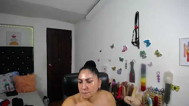 mature_bigboobs10のライブXXXチャット