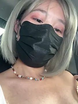 Eve-DQ's Live XXX Chat