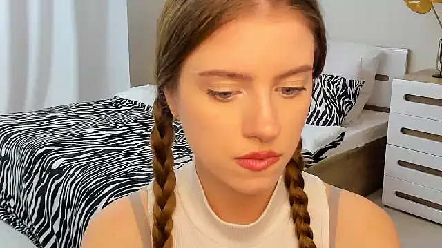 Erica_Kiss Live XXX-Chat