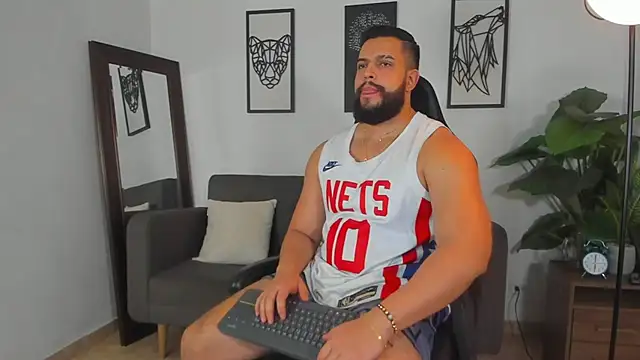 Justin_kingX7 Adlı Modelin Canlı XXX Sohbeti