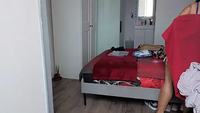 HotSpicyGujju: онлайн-секс-чат