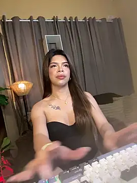 Pertunjukan Kamera Web Nyxie_luxx