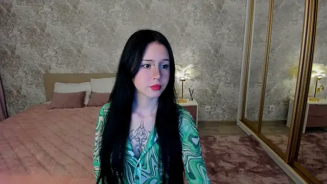 VioletHarme Chat XXX in diretta