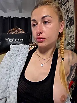 kylie_blck: онлайн-секс-чат