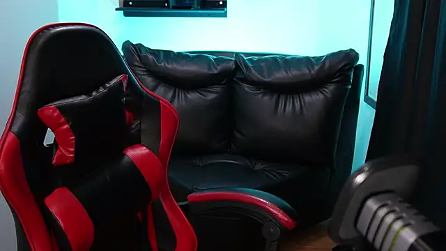 sari_belle Chat XXX in diretta