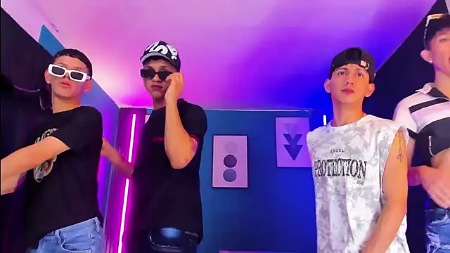 Marcus_and_Tony's Webcam Show