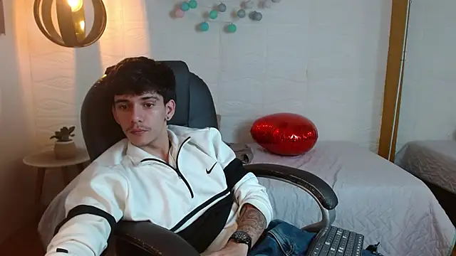 AmethystShadow17 Pertunjukan Webcam