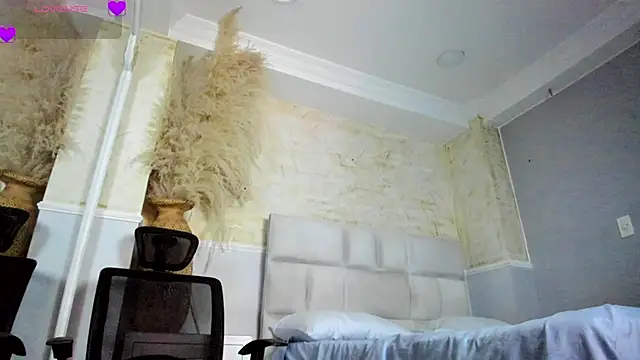 Chat +18 de AnaiaClarck ao vivo