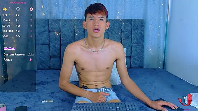 NicolasTorrez Webcam Show