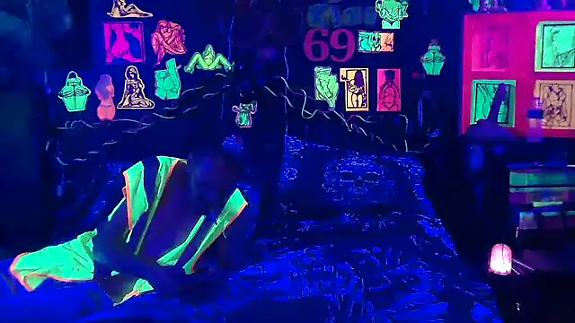 Онлайн чат XXX Splash_Queen420