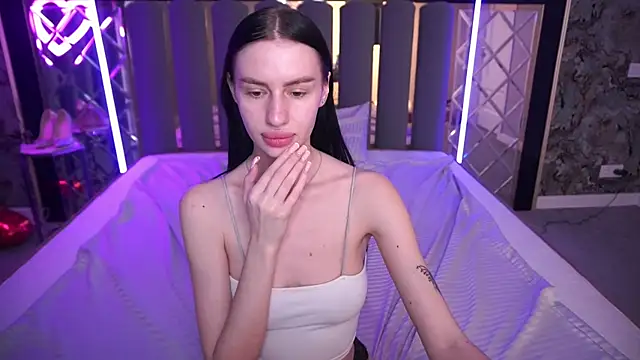 Chat XXX en directo de Snow_WhiteeeX