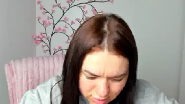 Chat XXX ao vivo de Lola_Saymyname