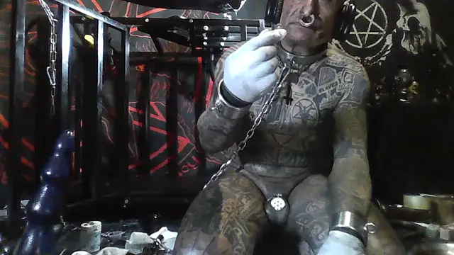 Show modela object857 na web-kameri