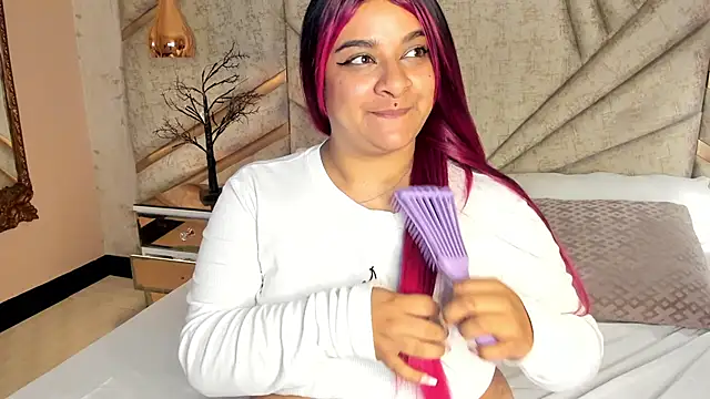 EmeelyMuller – Live XXX-chat