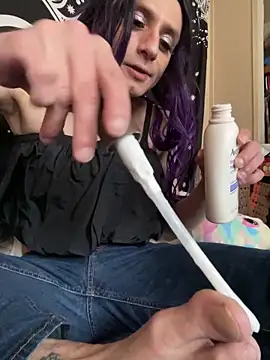 โชว์เว็บแคมของ AlexAndriaStrips