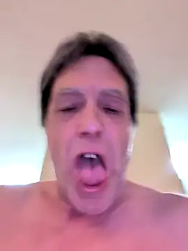 Smallpeniss69's Live XXX Chat