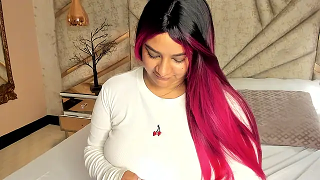 Sembang XXX Secara Langsung EmeelyMuller