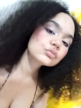 TrixieRosse's Live XXX Chat