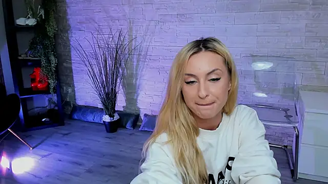 Ivorym00n – Naživo XXX chat