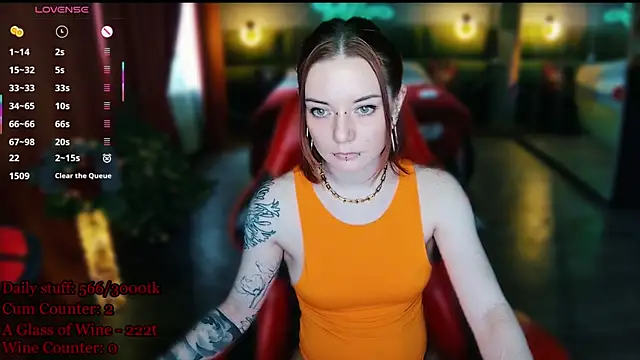 MaxPhoenixxのライブXXXチャット