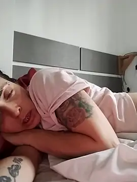 Pokazy przed kamerką – Goldie_Cazacu