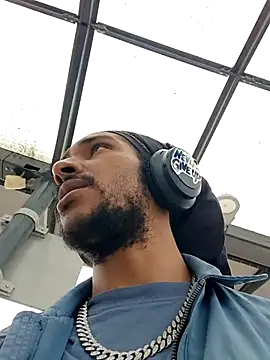 Mikaaa97's Live XXX Chat