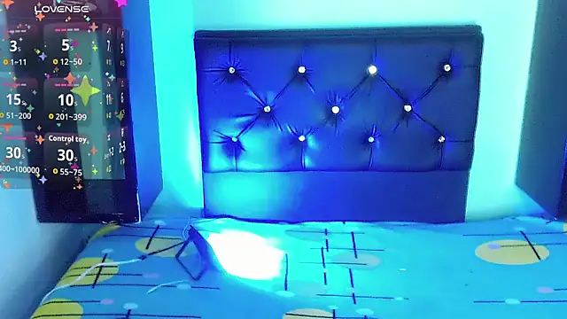 kinverly_sexyx 网络视讯表演