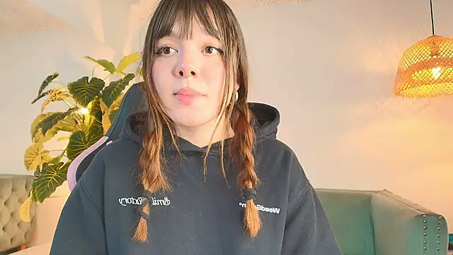 Fluffy_Bubble21 Live XXX-Chat