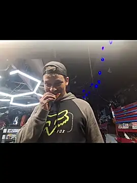 twistafatpipe Show in webcam