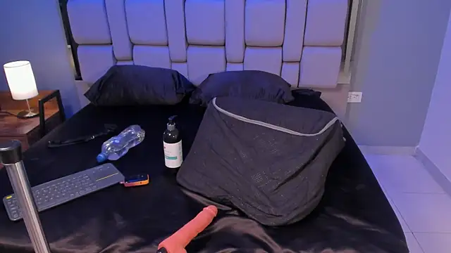 Belanny: онлайн-секс-чат