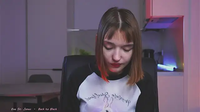 Leyla_crsh Chat XXX in diretta