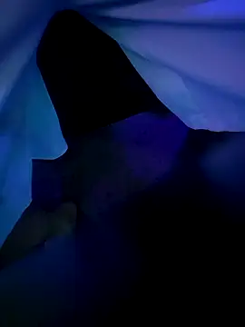 chronic_vibez: διαδικτυακό σόου στην κάμερα