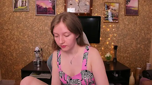 Ksuhesa Chat XXX live