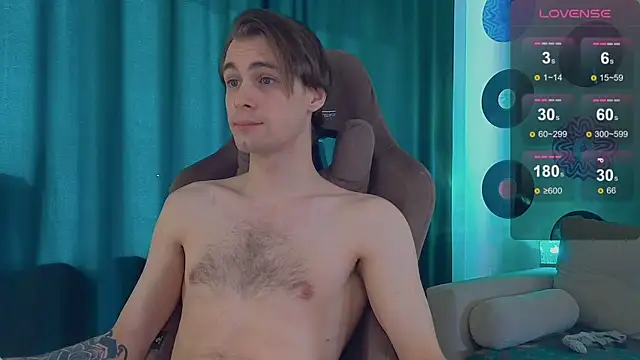 DebugMee: διαδικτυακό σόου στην κάμερα