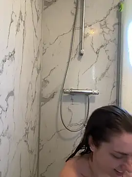 MariiD Adlı Modelin Canlı XXX Sohbeti