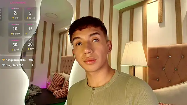 Fancy_Vixen 现场XXX聊天