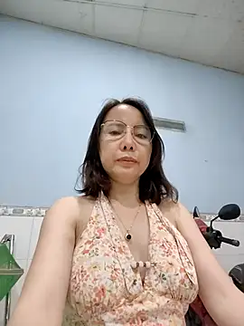 Show de Famrita na webcam