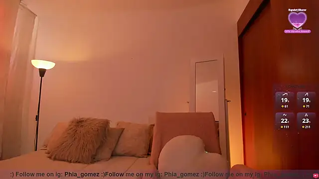 whitneyhot's Live XXX Chat