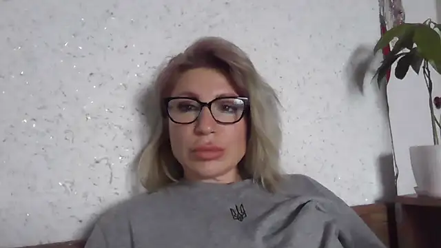 fox_red_lady7 live XXX chat