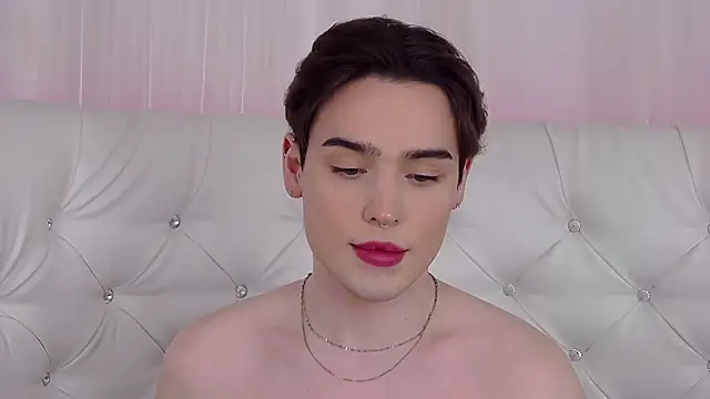 RobbyCharming 即時 XXX 聊天