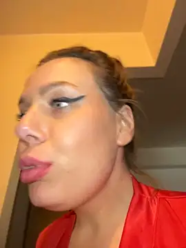 Chat +18 de KrisKkiki ao vivo