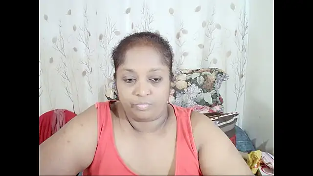 Indiantasha Chat XXX live