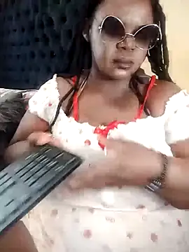 freakycoco81のライブXXXチャット